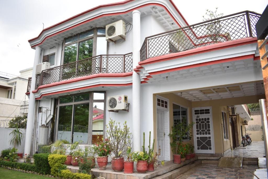 Gulshan Friendly Guest House — 4