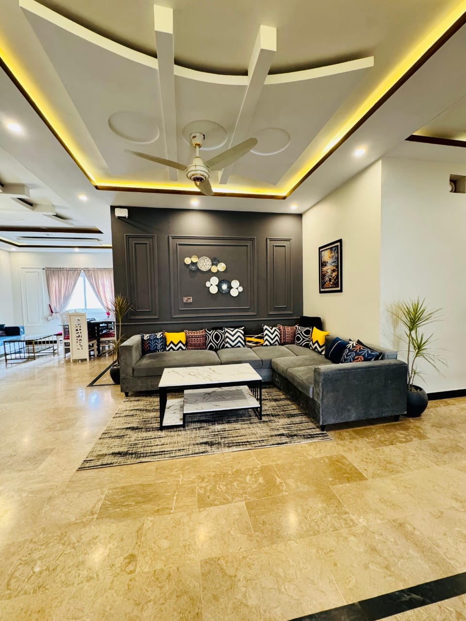 Holiday One Hotel and Suites – Gulshan-4 — 4