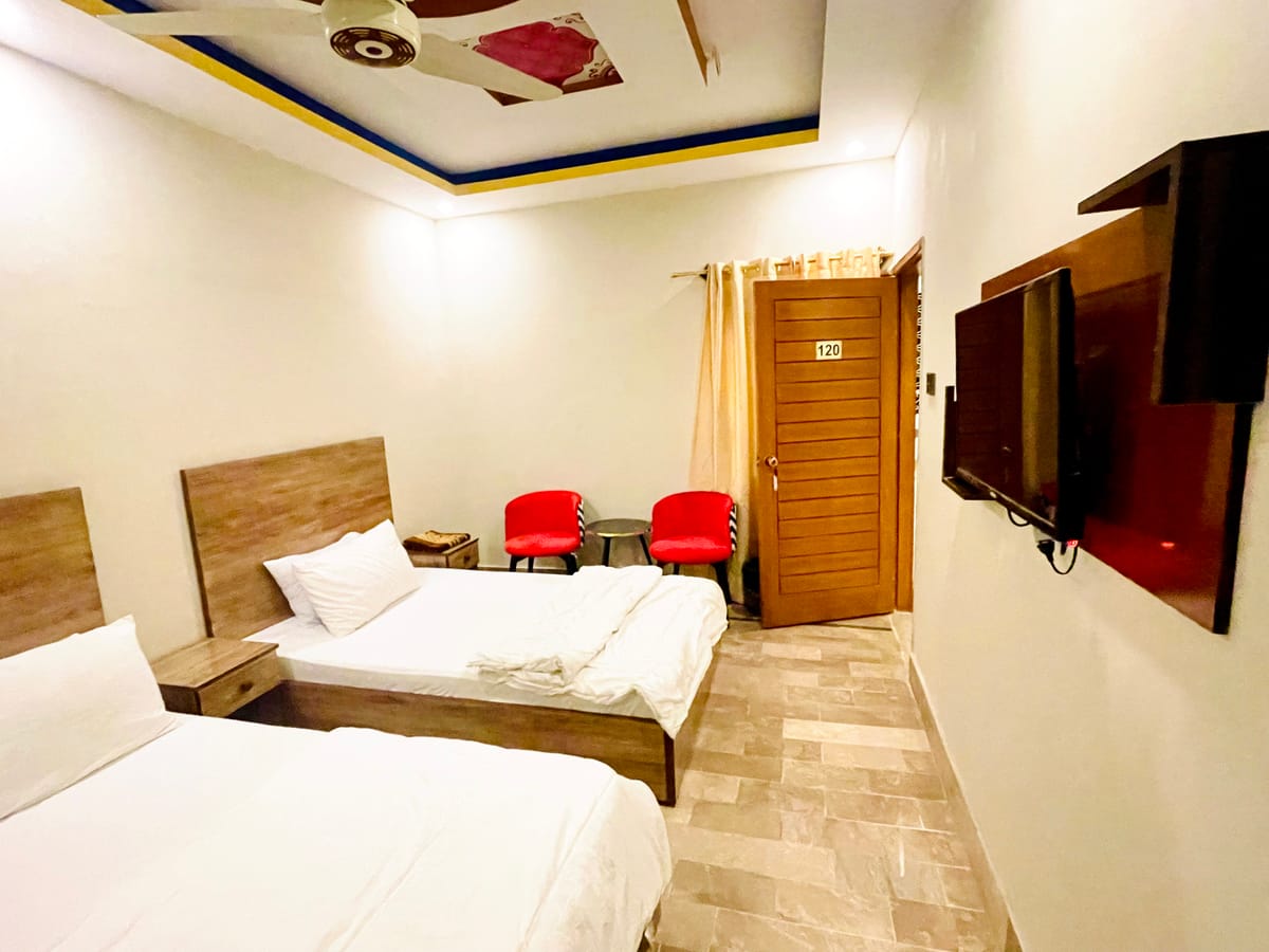 Hotel Bed & Rest Airport — 3