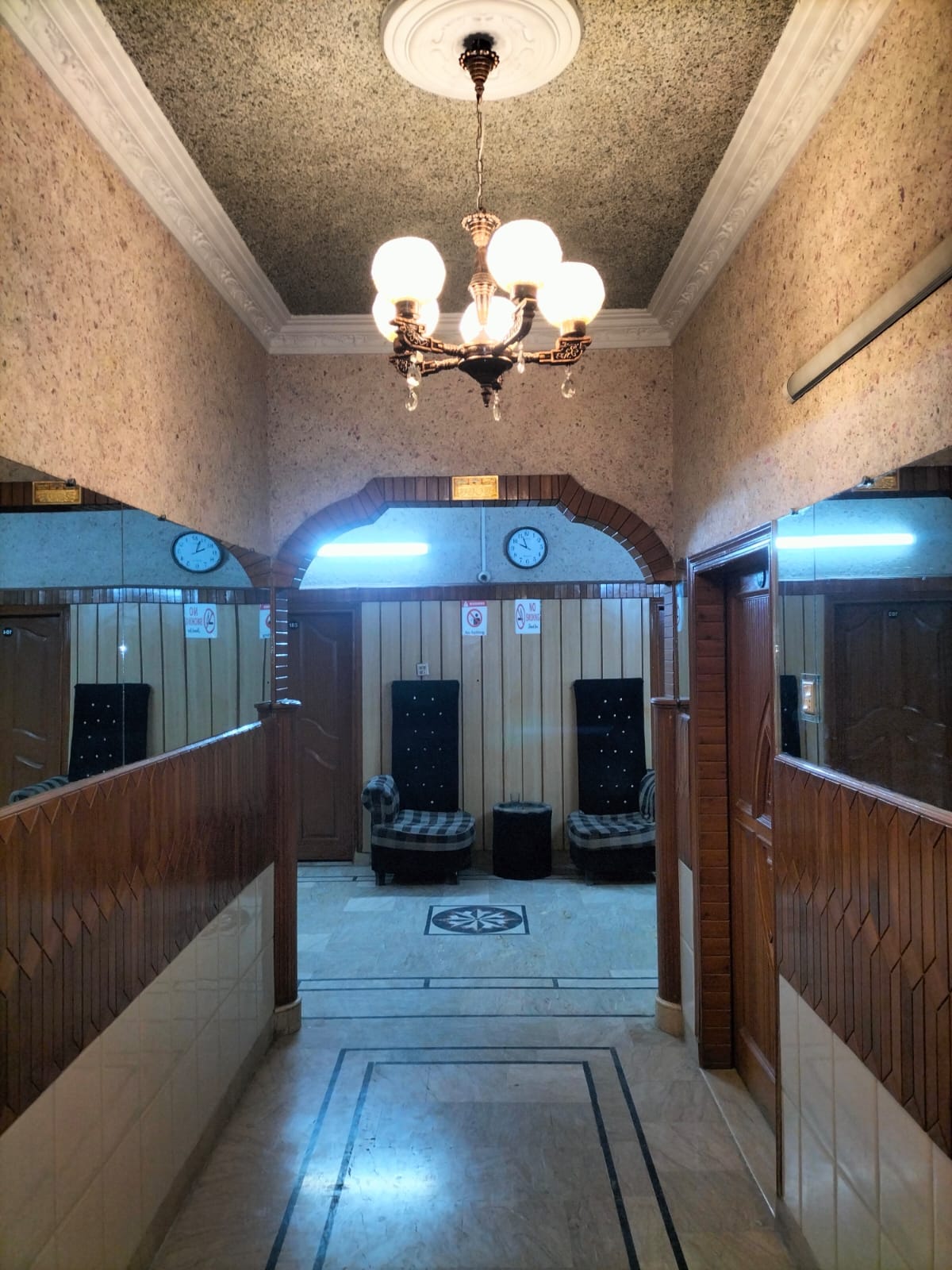Jinnah Airport Guest House — 1