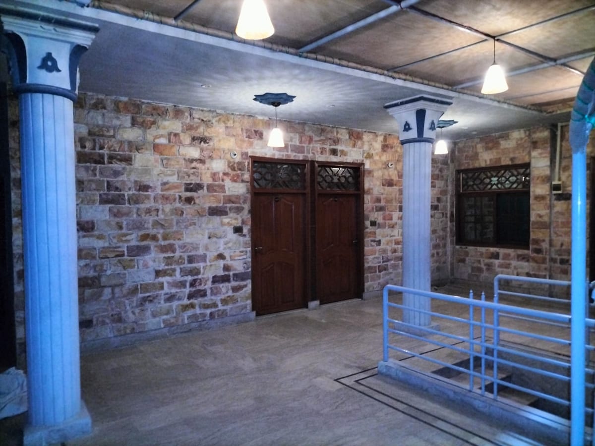 Jinnah Airport Guest House — 2