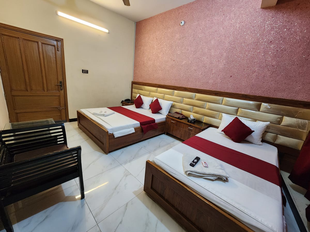 Karachi Airport Guest House — 1