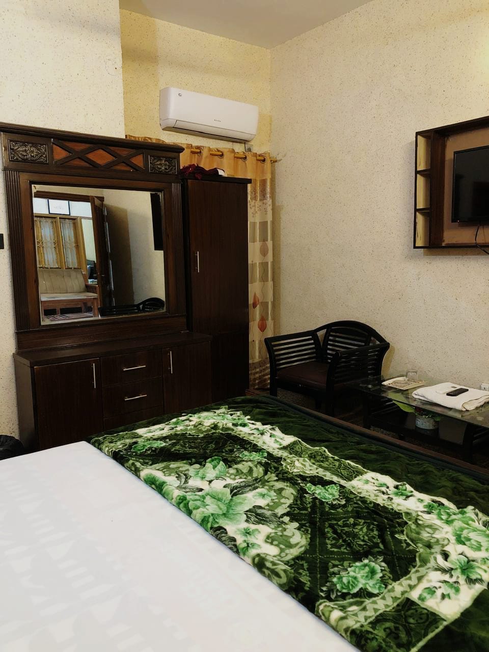 Karachi Airport Guest House — 3