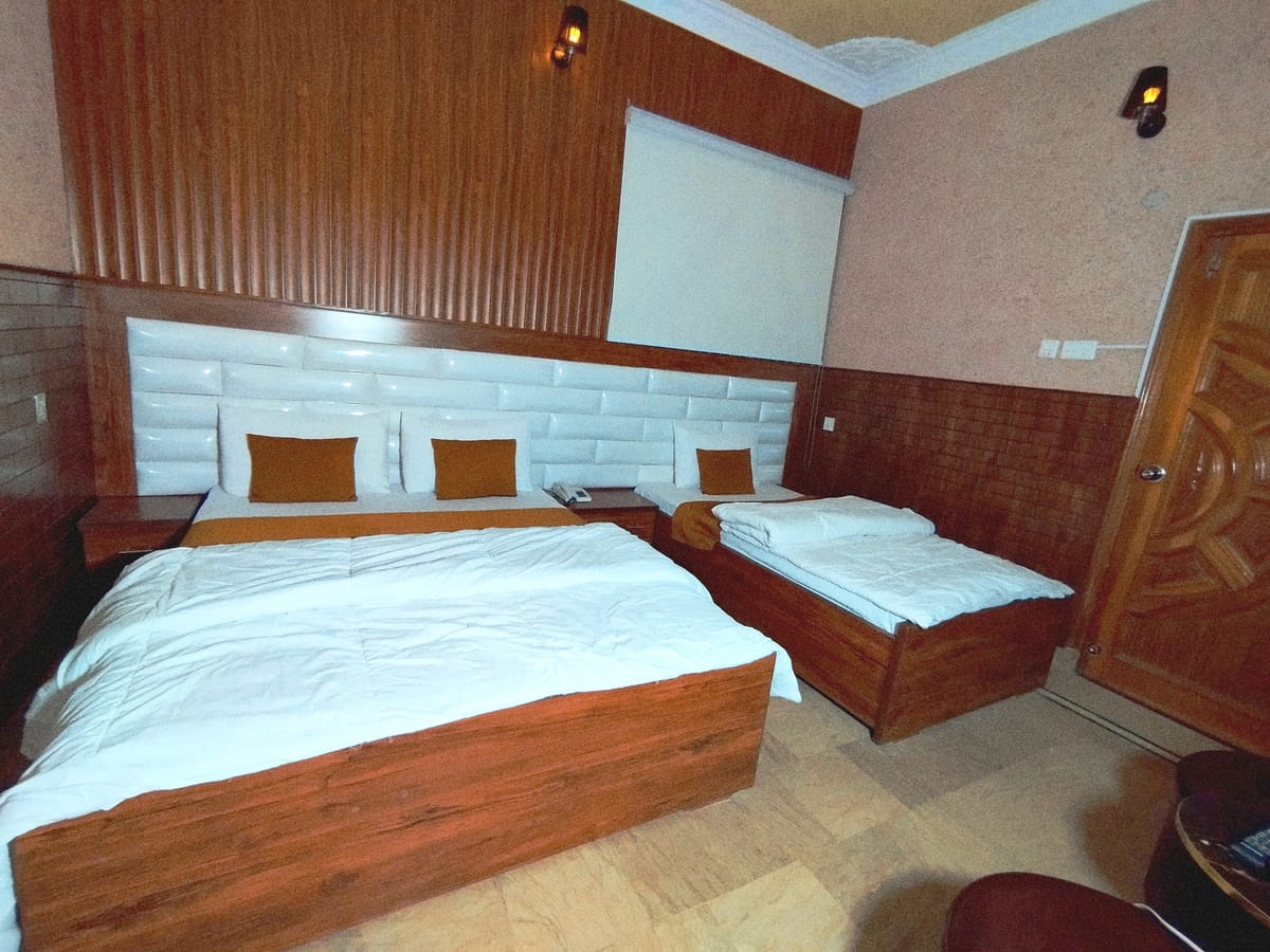 Karachi Motel — 1