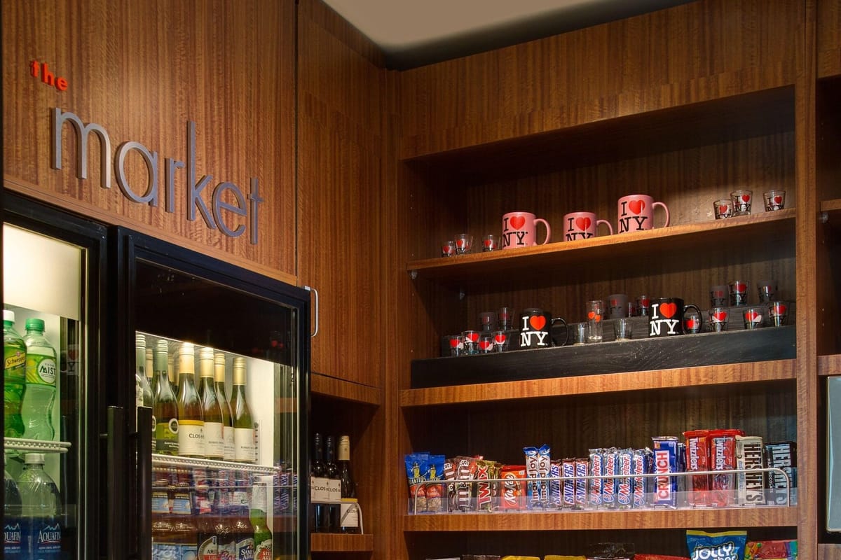 Courtyard by Marriott New York JFK Airport — 5