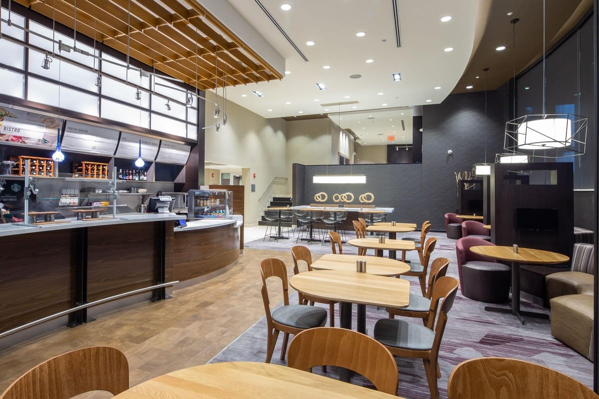 Courtyard by Marriott New York Queens/Fresh Meadows — 5