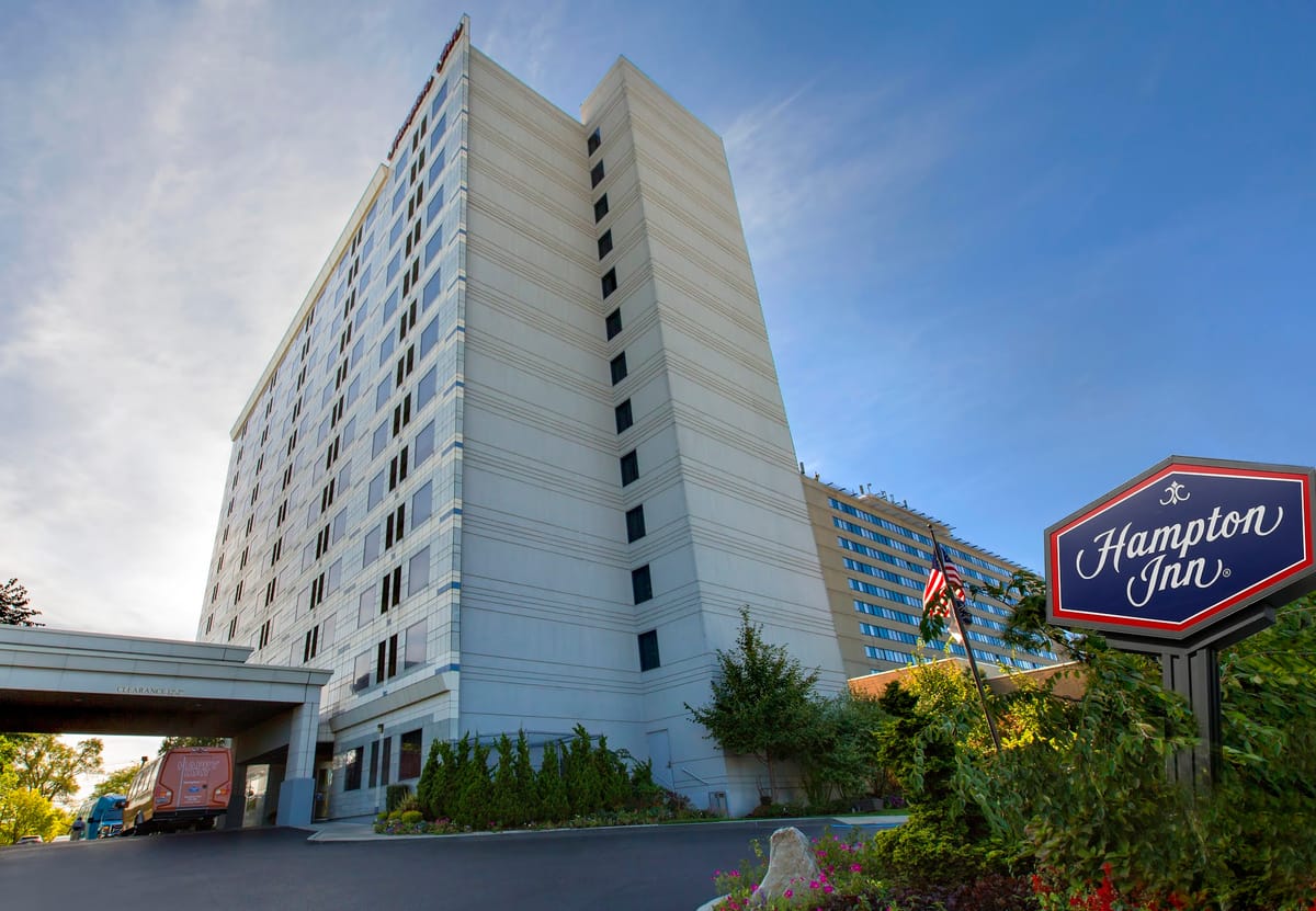 Hampton Inn NY-JFK — 5