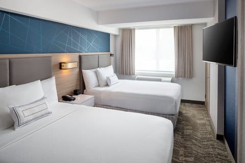 SpringHill Suites New York JFK Airport/Jamaica — 2