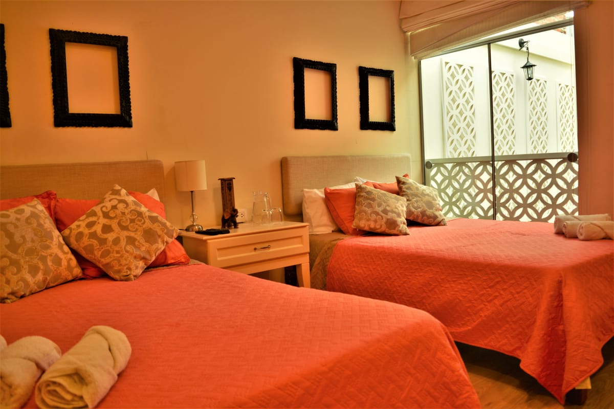 Kangaroo Wasi Airport Bed & Breakfast — 1