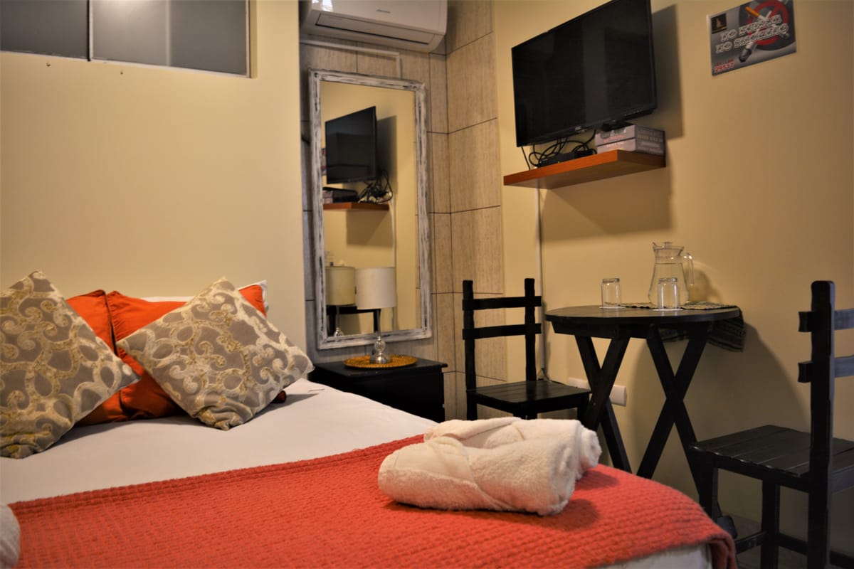Kangaroo Wasi Airport Bed & Breakfast — 3