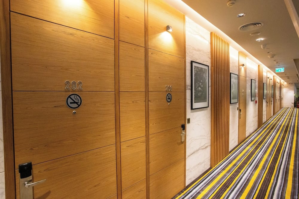 080 Transit Hotel — 3