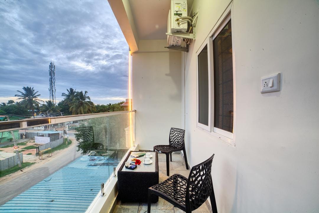 Hotel Airport Southgate Bangalore — 2