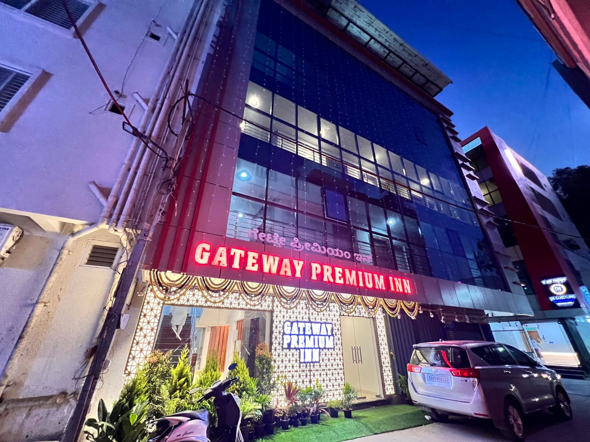 Hotel Gateway Premium Inn — 4
