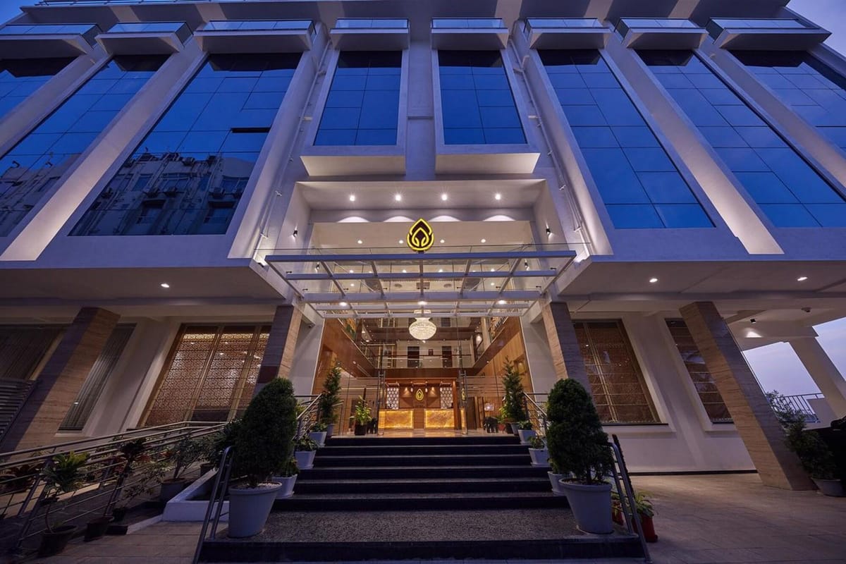 Shivas Galaxy Hotel — 1