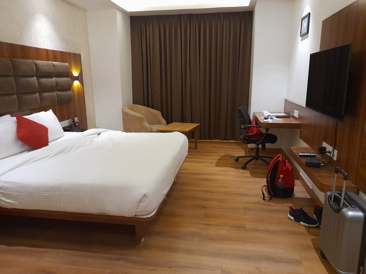 Shivas Galaxy Hotel — 4