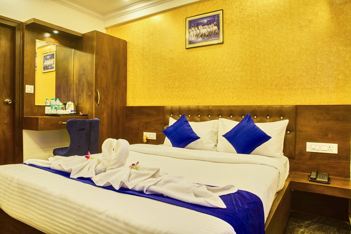 SM Royal Stay Transit Hotel near International Airport Bangalore — 4