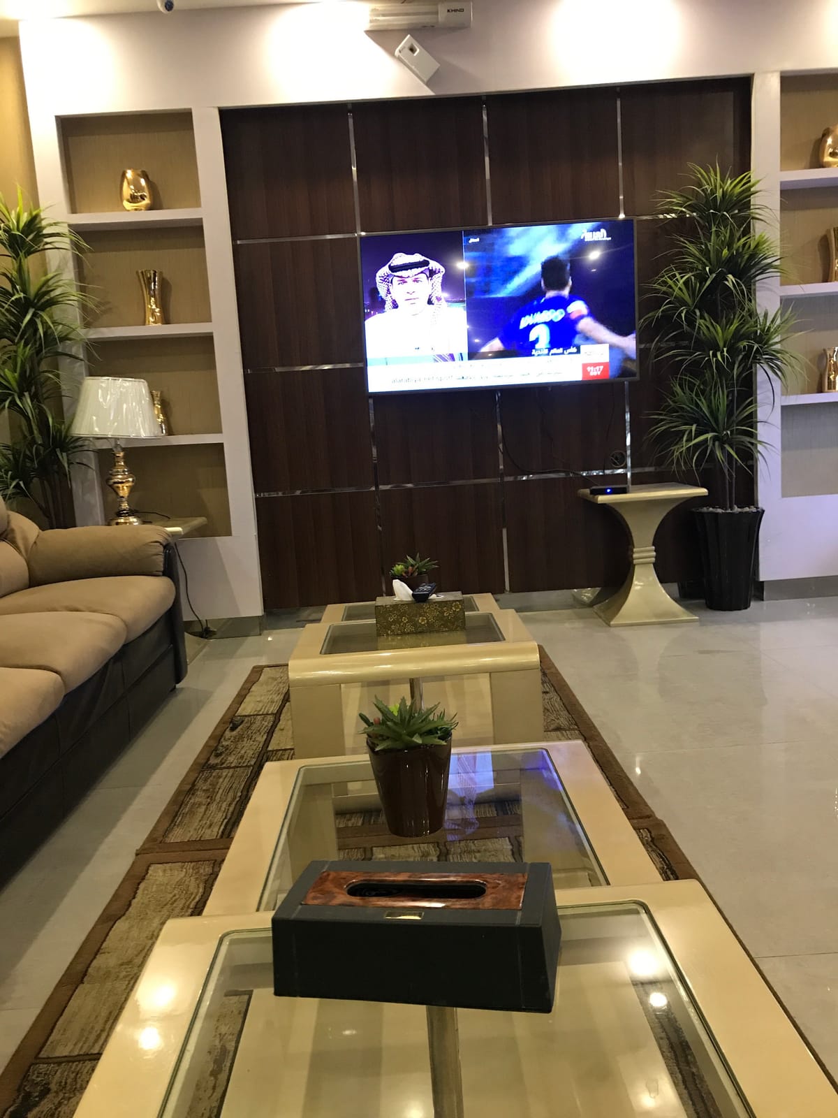 Retaz Hotel Suites — 1
