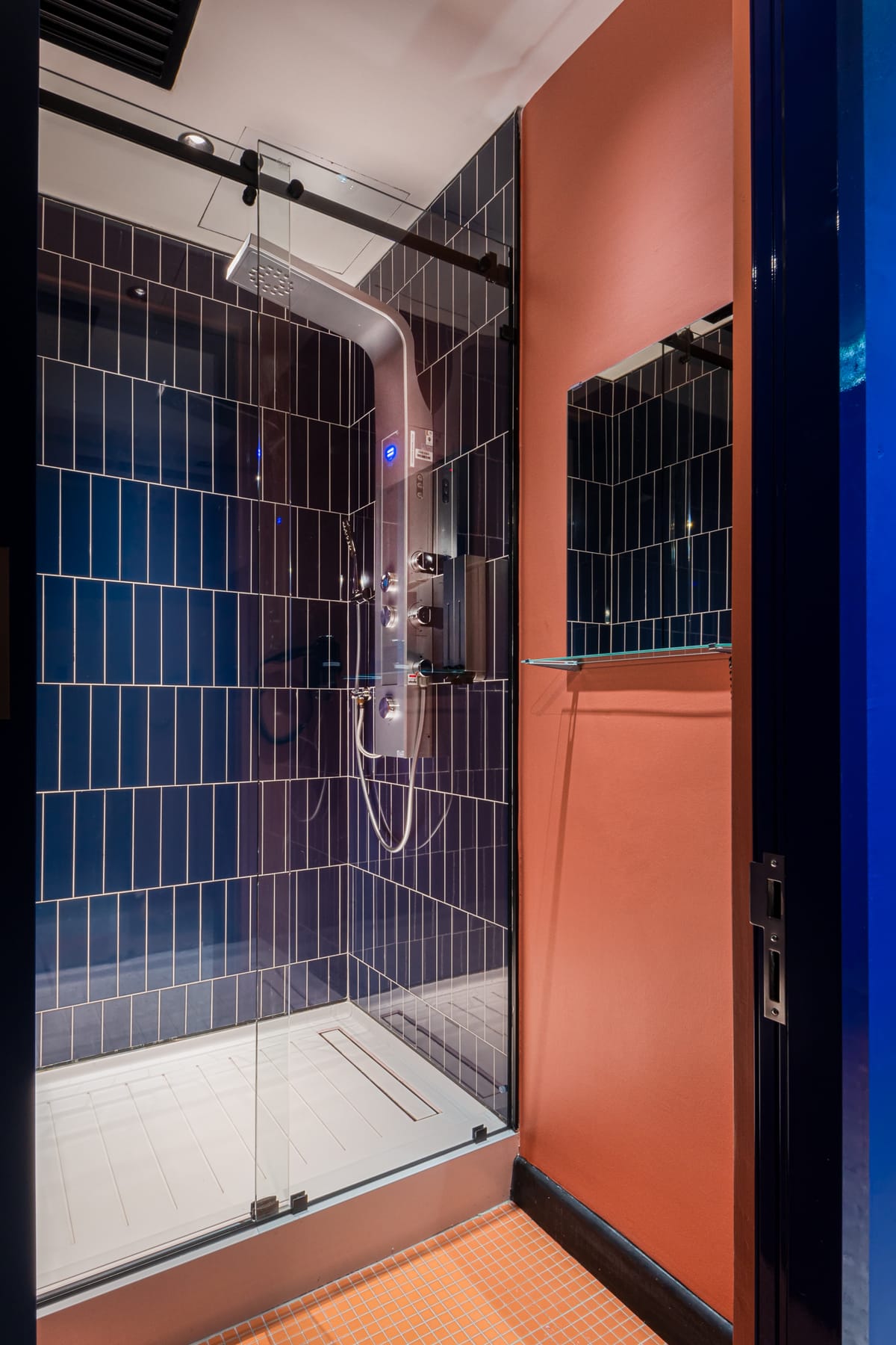 Kepler Club Kuala Lumpur Airport - Sleep, Shower, Lounge - KLIA T1 (Landside) — 2