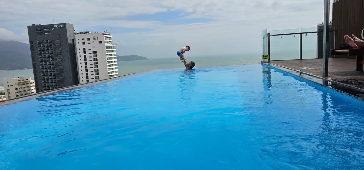 Tune Hotel KLIA Aeropolis, Airport Hotel — 1
