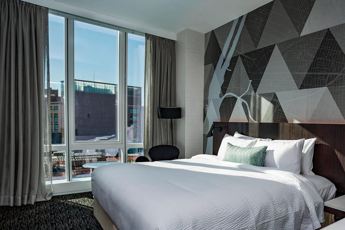 Courtyard by Marriott Long Island City/New York Manhattan View — 1