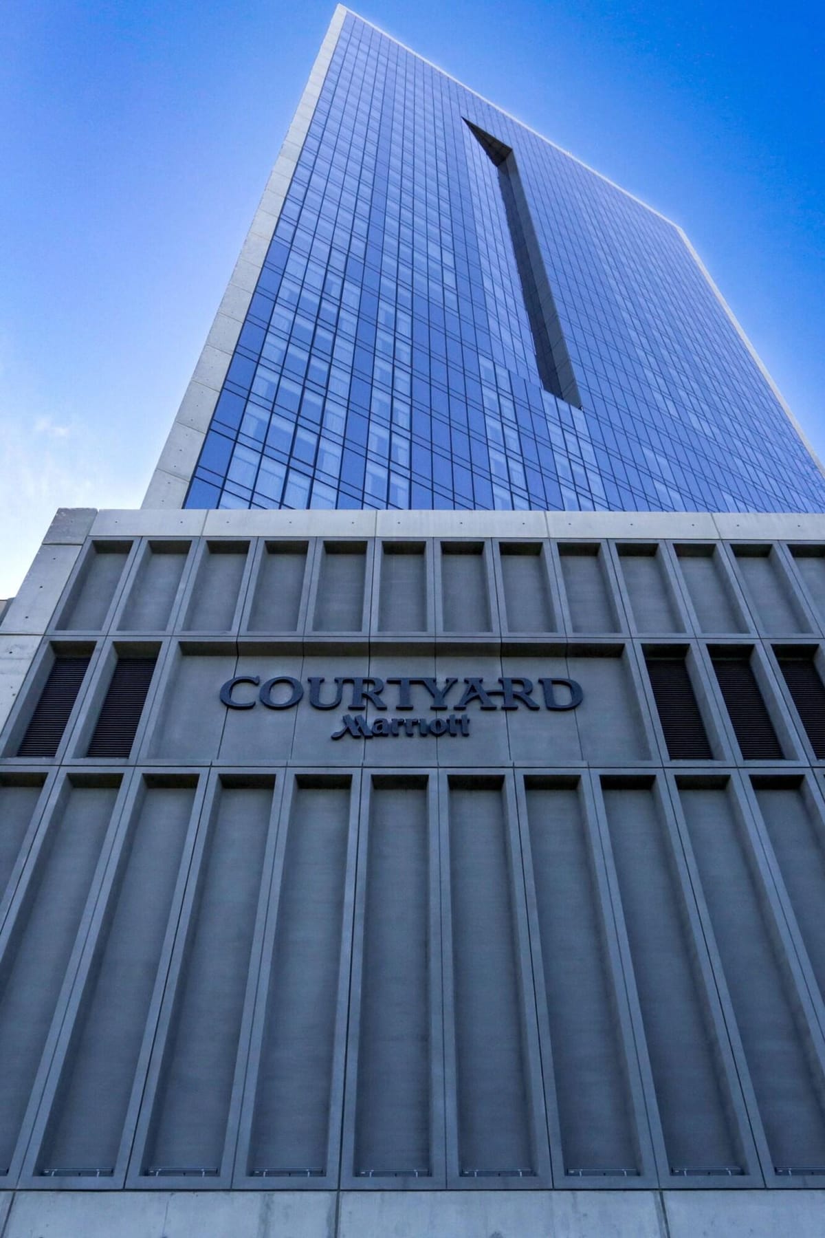 Courtyard by Marriott Long Island City/New York Manhattan View — 4