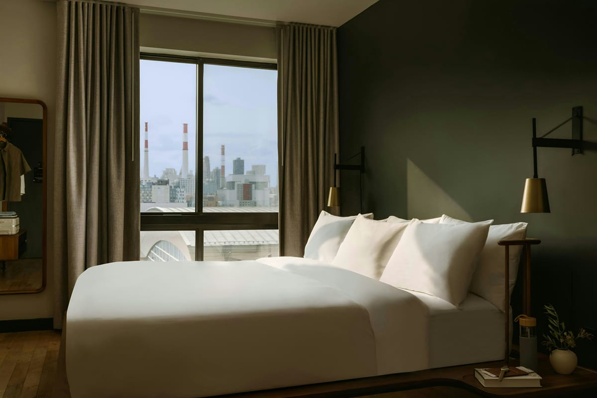 Dutch Hotel — 1