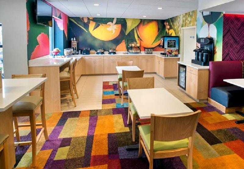 Fairfield Inn New York LaGuardia Airport/Astoria — 2