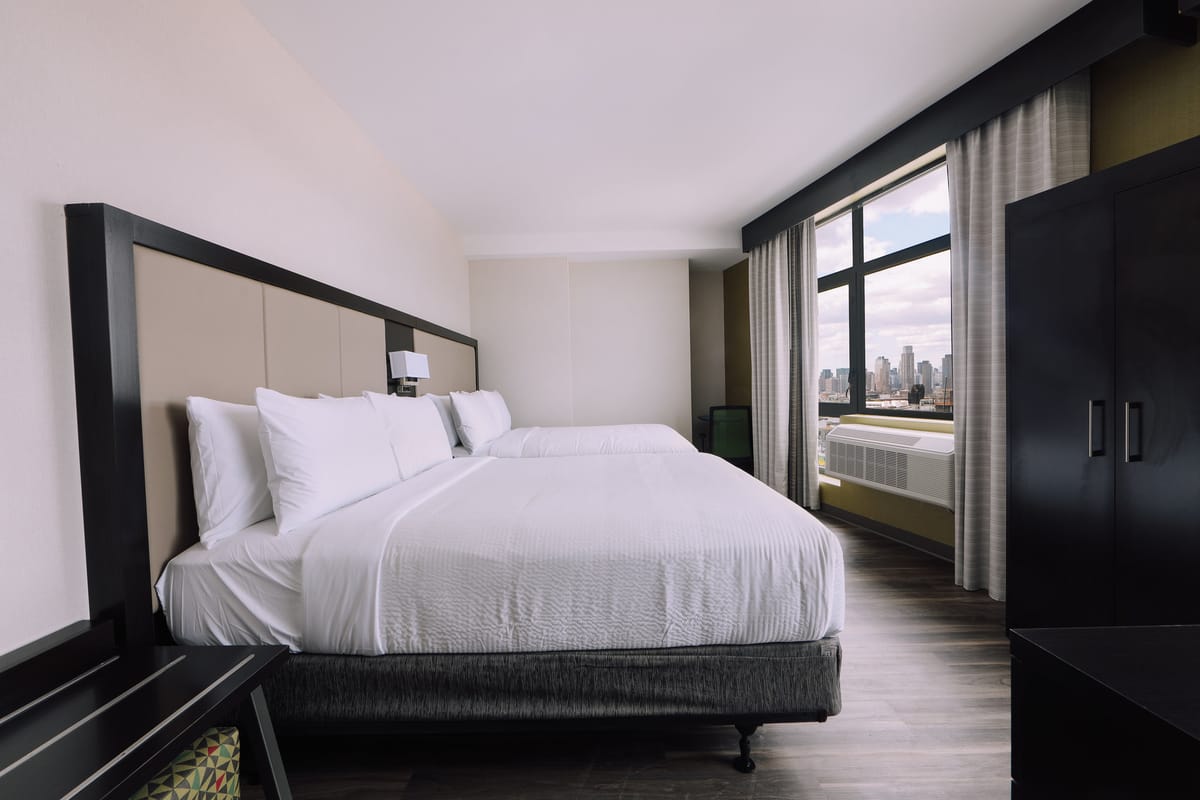 Holiday Inn Express Long Island City E - New York by IHG — 4