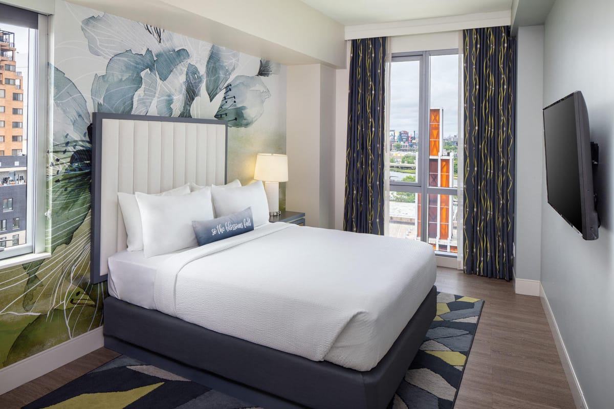 Hotel Indigo Flushing - LaGuardia by IHG — 2