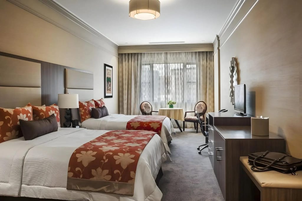 Opera House Hotel — 1