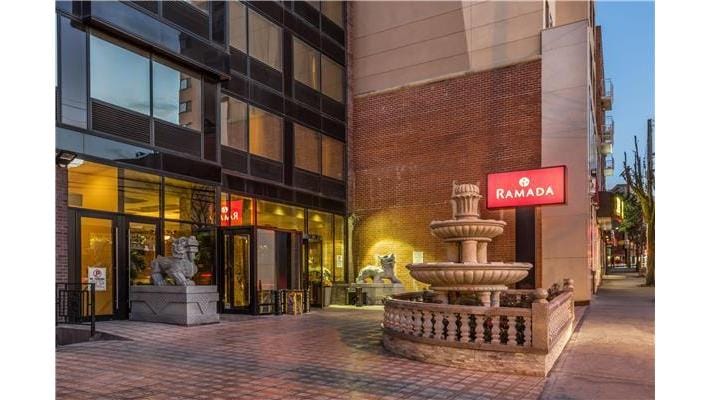 Ramada by Wyndham Flushing Queens — 1