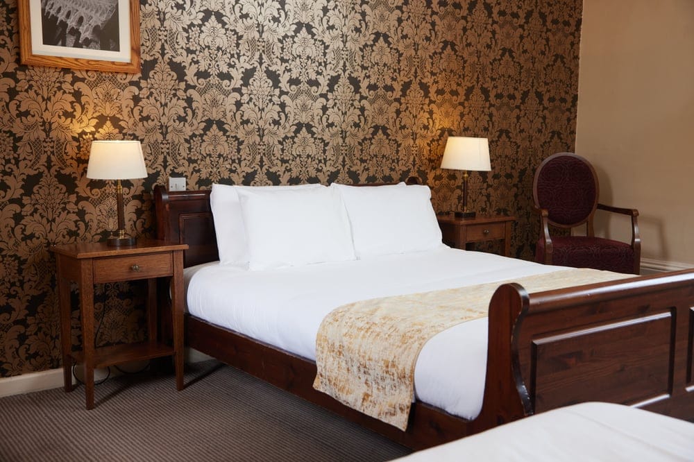 Kings Arms Hotel — 3