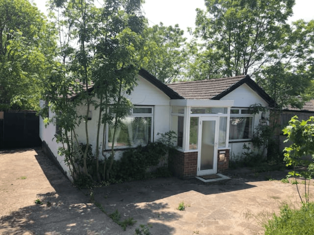 Love and Peace Homestay & Cottages, Orpington, London — 5