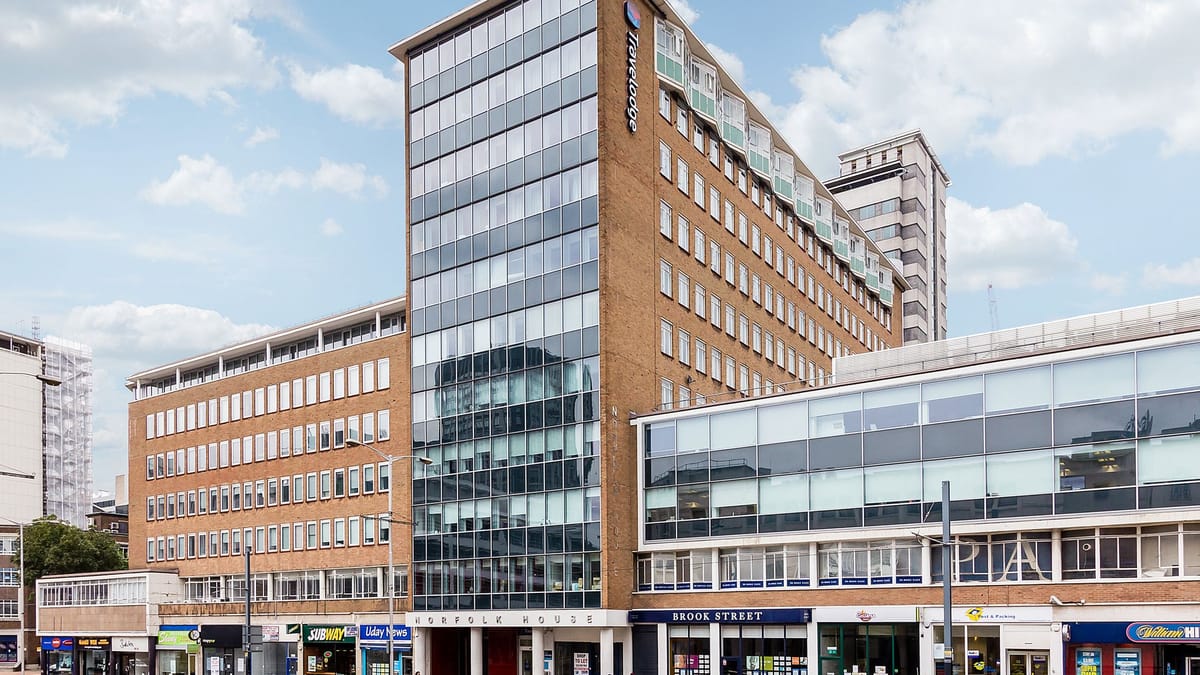Travelodge Croydon Central — 5