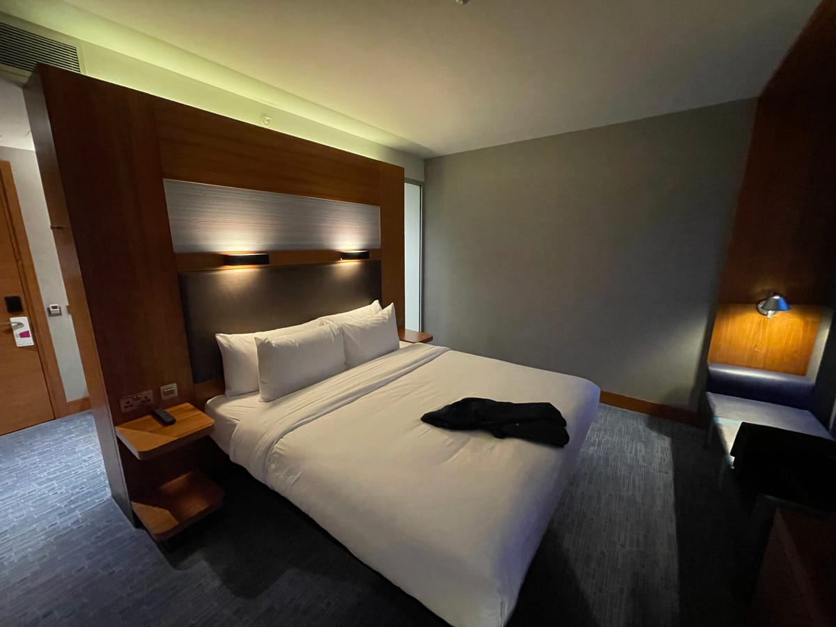 Aloft by Marriott London Excel — 3