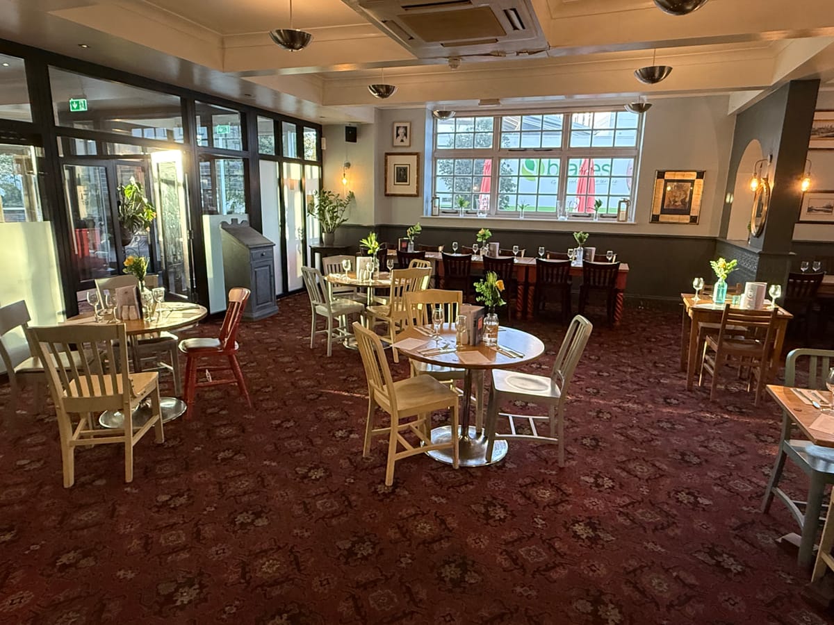 Fox Connaught — 2