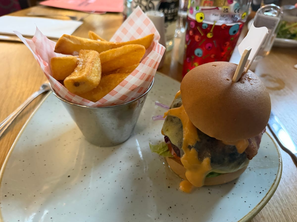 Fox Connaught — 3