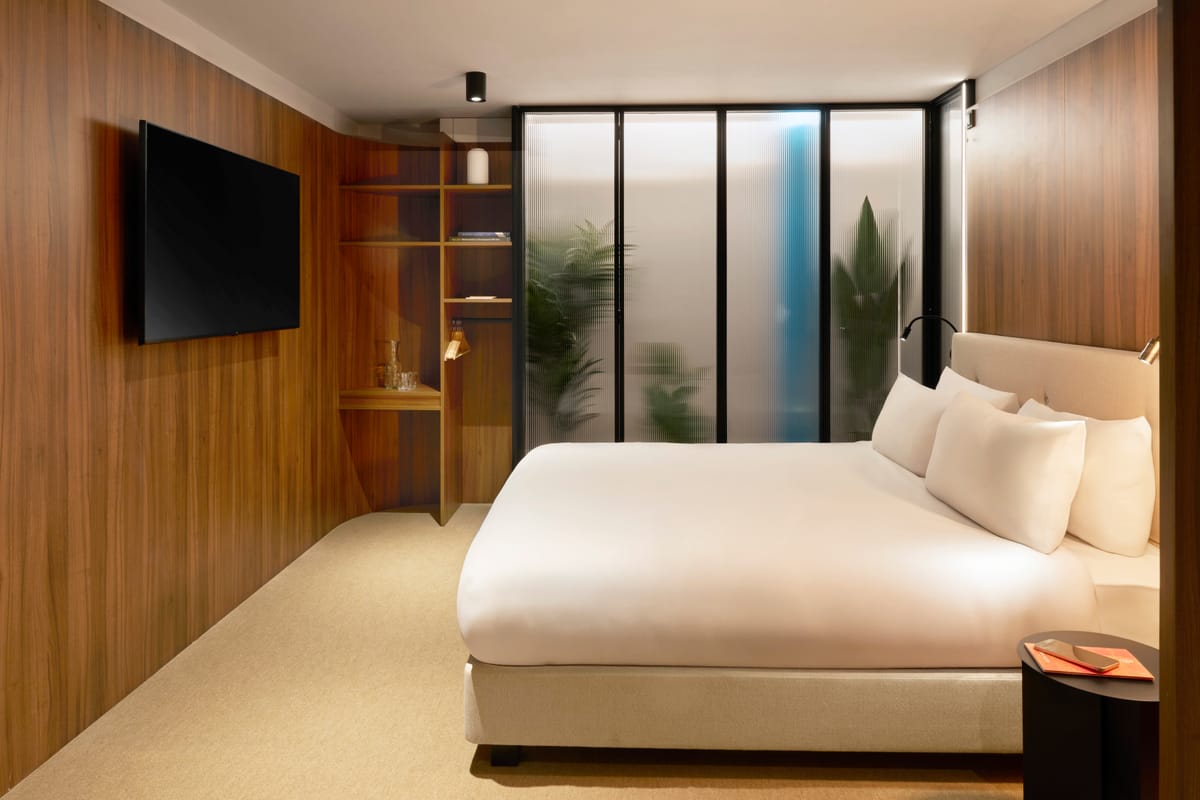 Good Hotel London — 1