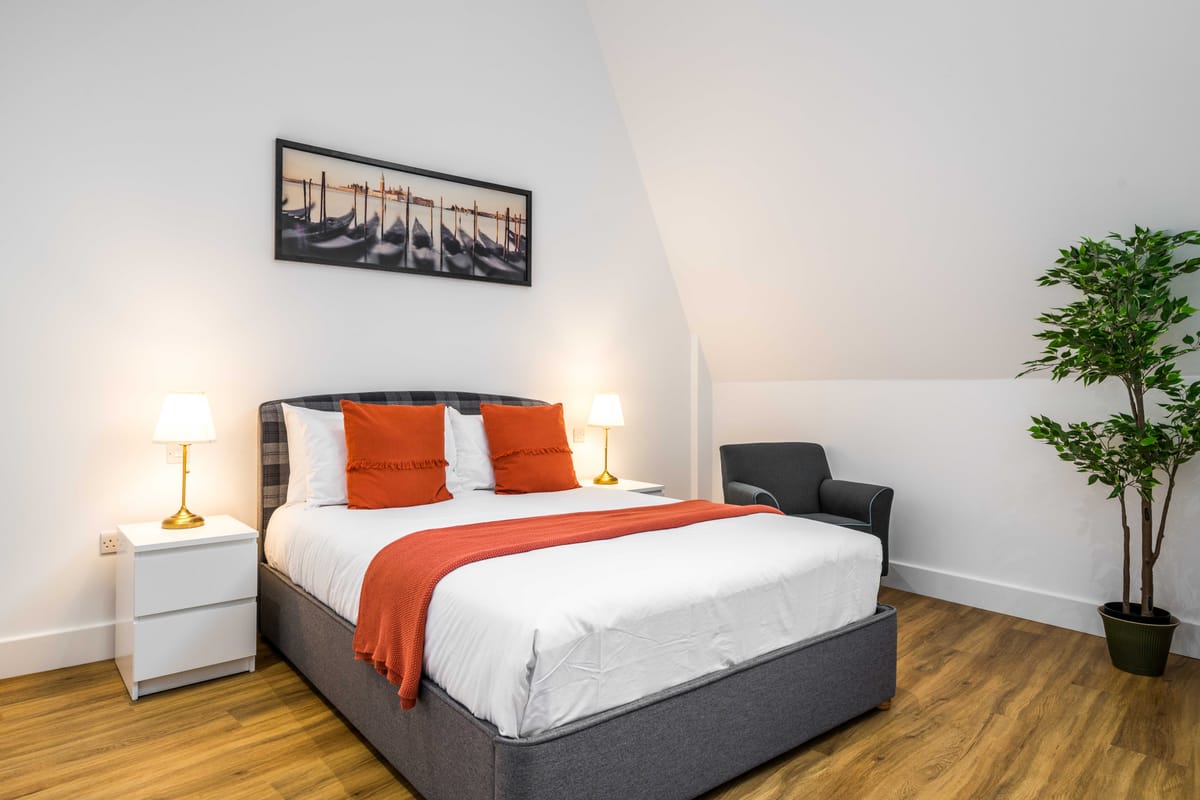 London City Hotel — 2