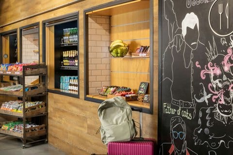 Moxy London Excel — 5