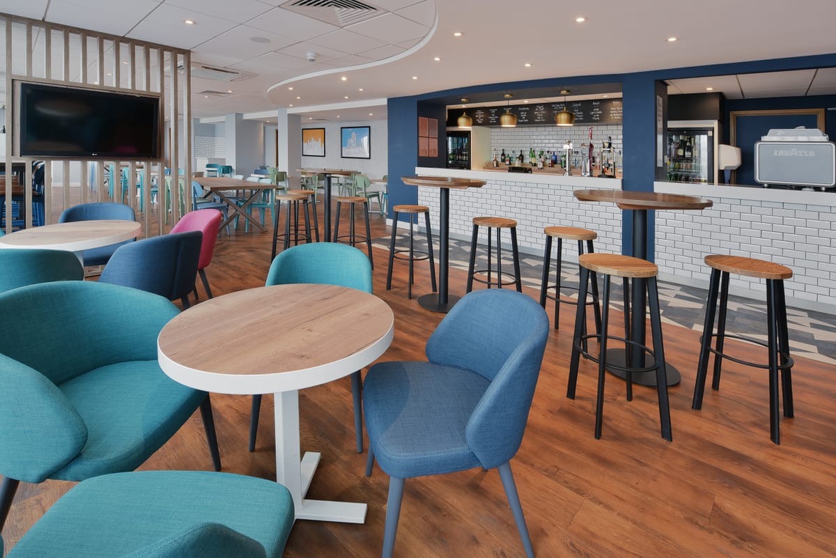 Travelodge London City Airport — 3