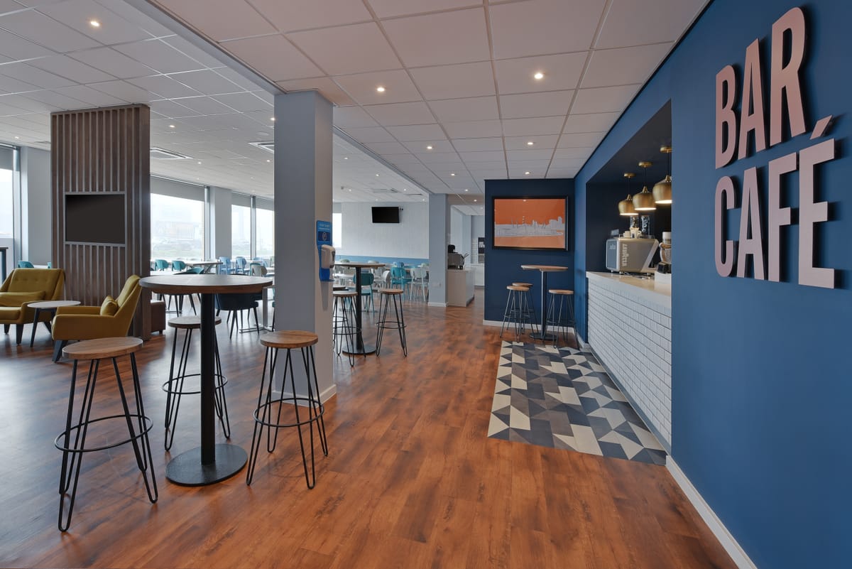 Travelodge London Excel — 4