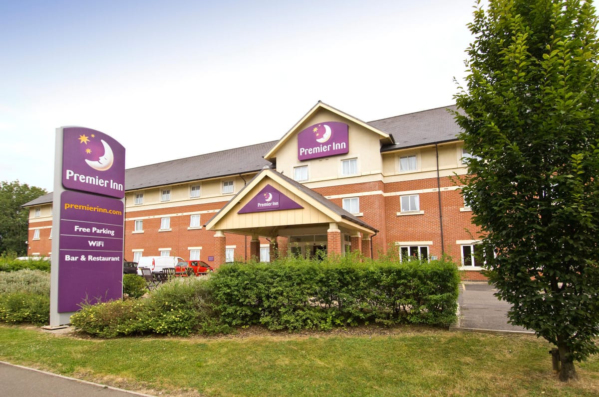 Premier Inn Gatwick Crawley Town West hotel — 5