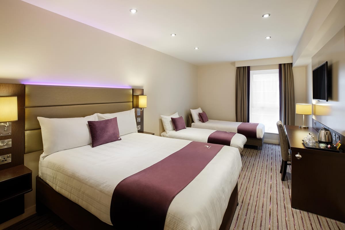 Premier Inn London Gatwick Airport South (London Road) hotel — 2