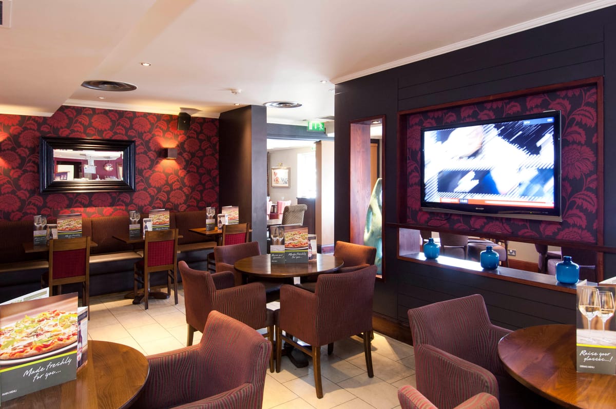 Premier Inn London Gatwick Airport South (London Road) hotel — 4