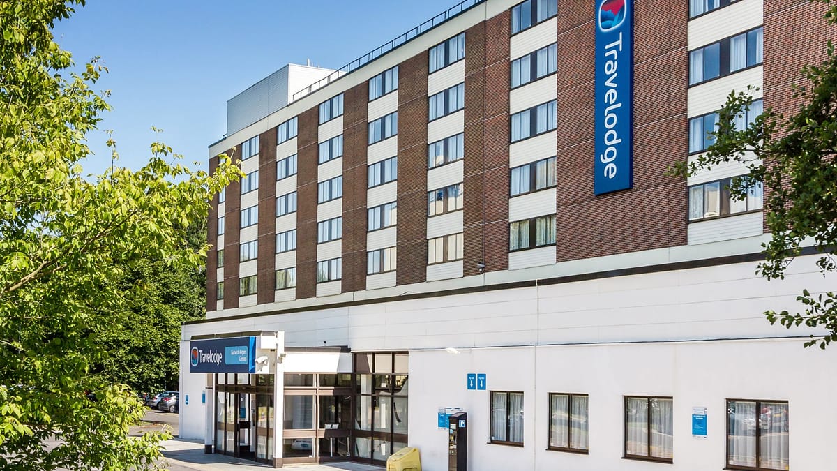 Travelodge Gatwick Airport Central — 2