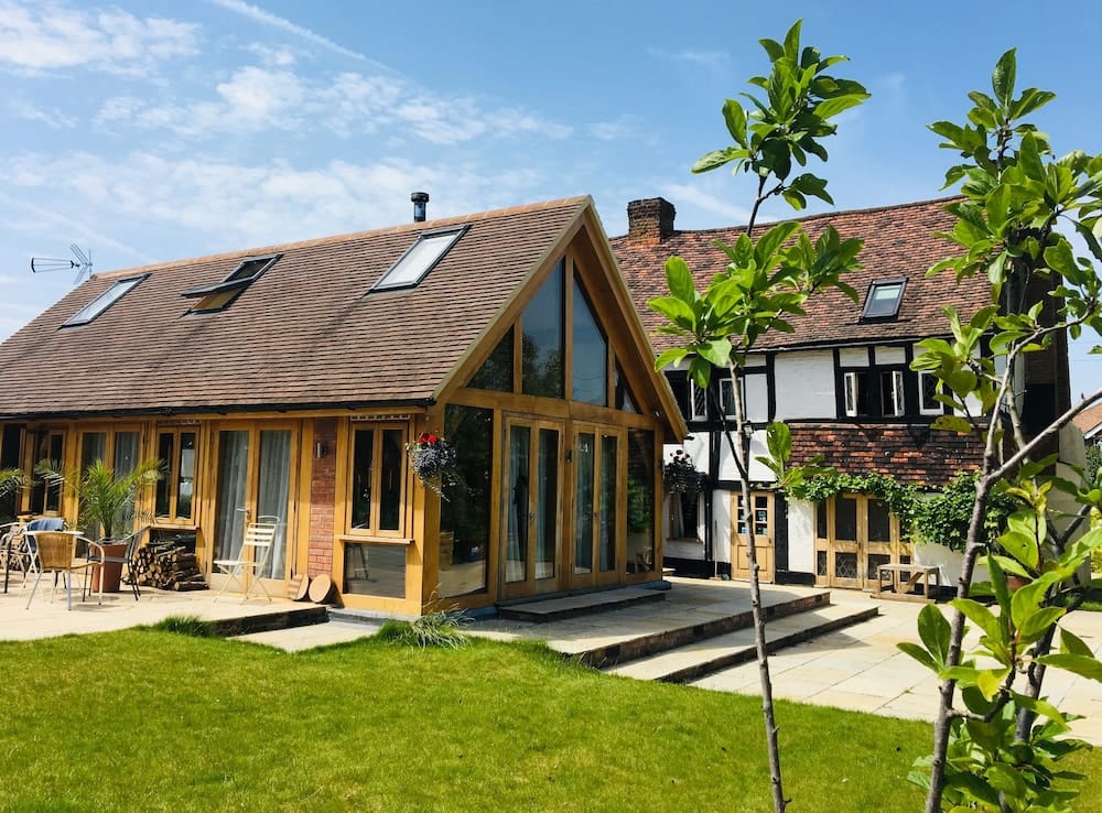 Heathrow Cottages — 1