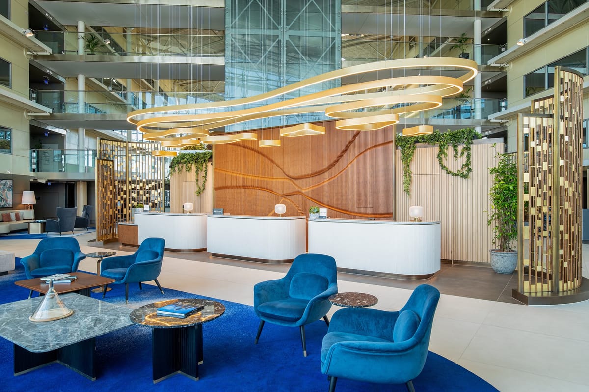 Hilton London Heathrow Airport — 2