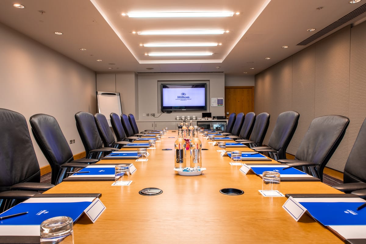 London Hilton Heathrow Airport Terminal 5 (Conference Centre) — 5