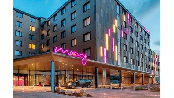 Moxy London Heathrow Airport — 1